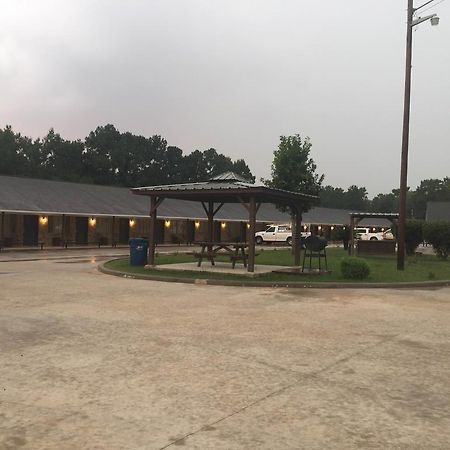 Garden Inn And Suites Silsbee Eksteriør billede