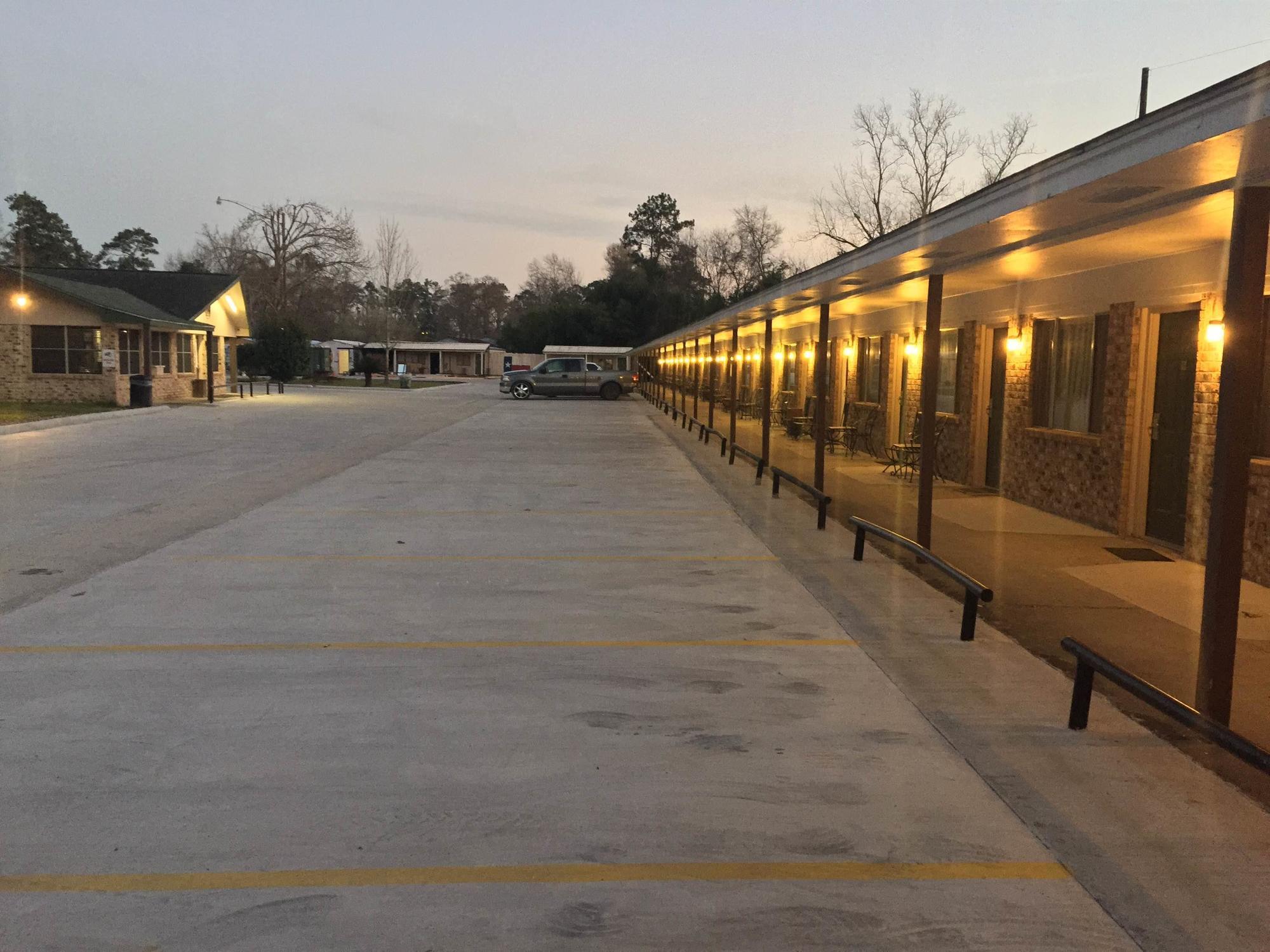 Garden Inn And Suites Silsbee Eksteriør billede